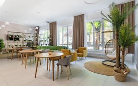 Limehome Berlin Luise Henriette Str - Digital Access